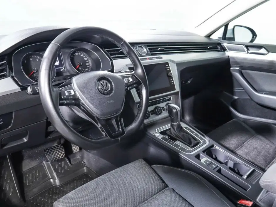 Volkswagen Passat, 2018 г.