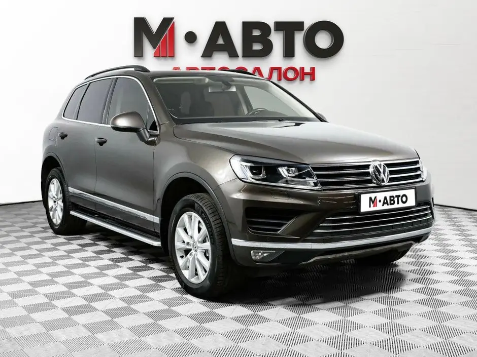 Volkswagen Touareg, 2015 г.