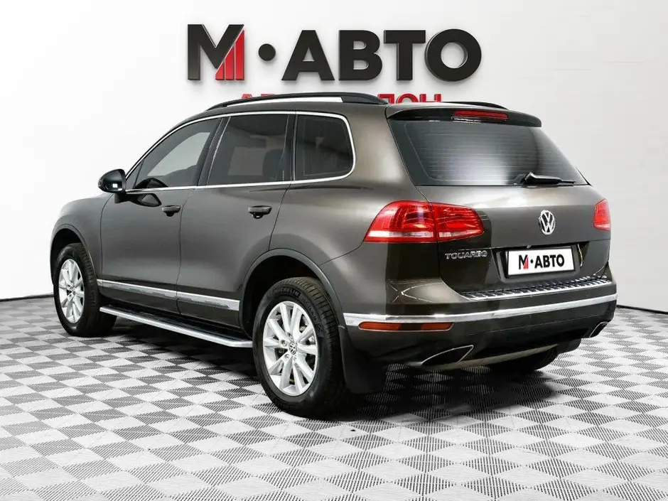 Volkswagen Touareg, 2015 г.