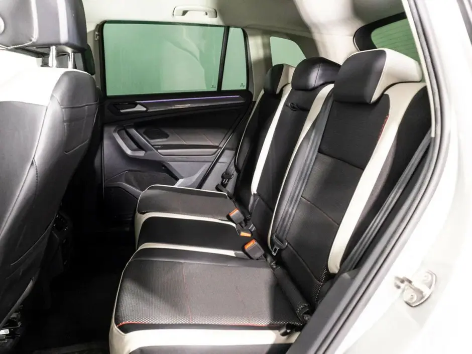 Volkswagen Tiguan, 2020 г.