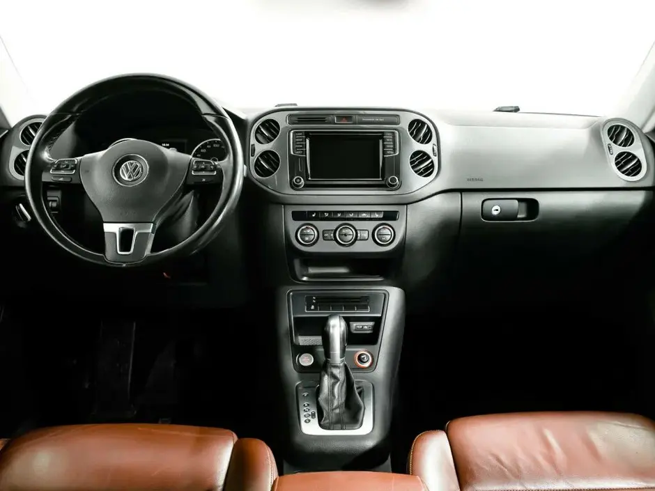 Volkswagen Tiguan, 2015 г.