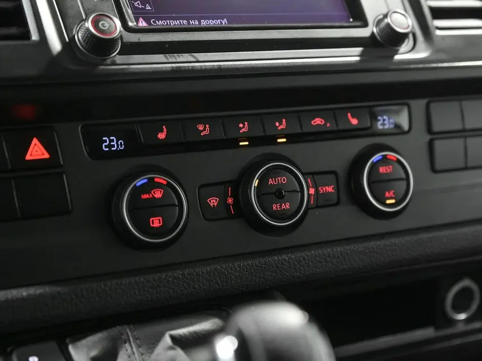 Volkswagen Caravelle, 2017 г.