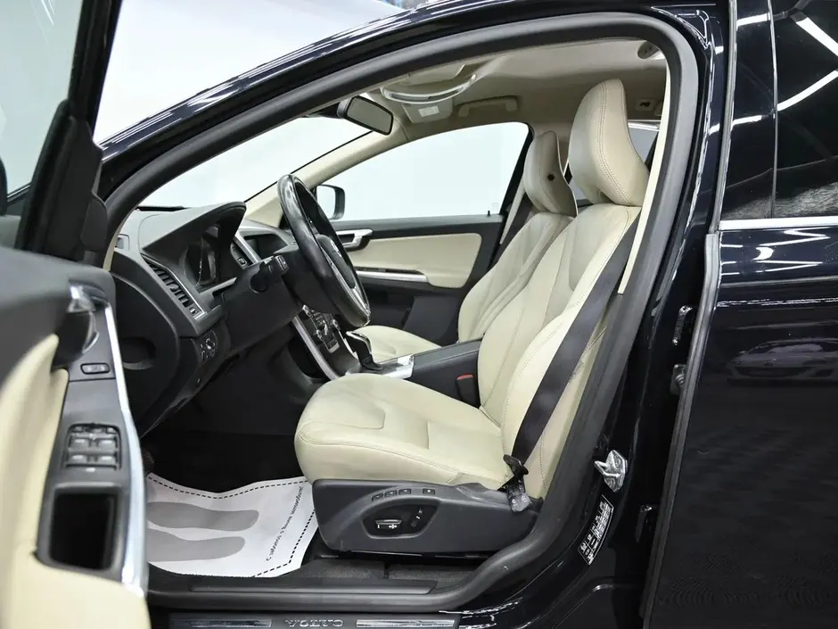 Volvo XC60, 2014 г.