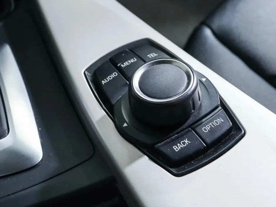 BMW 3 серии, 2015 г.