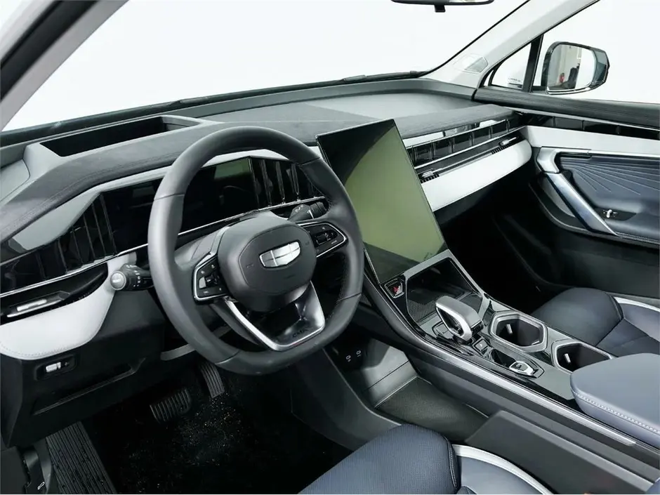 Geely Atlas, 2024 г.