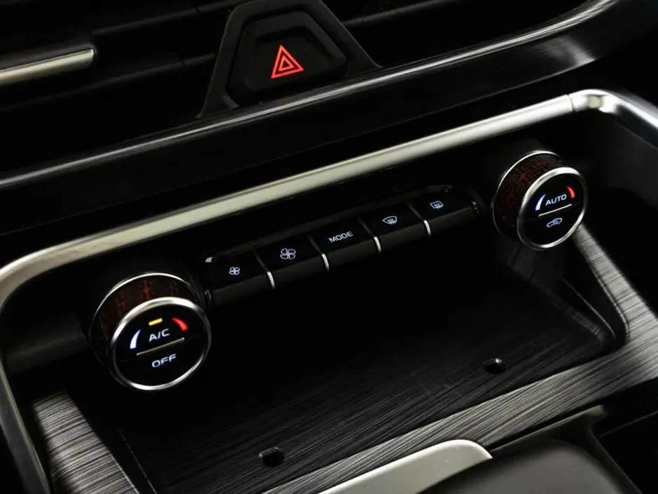 Geely Tugella, 2022 г.