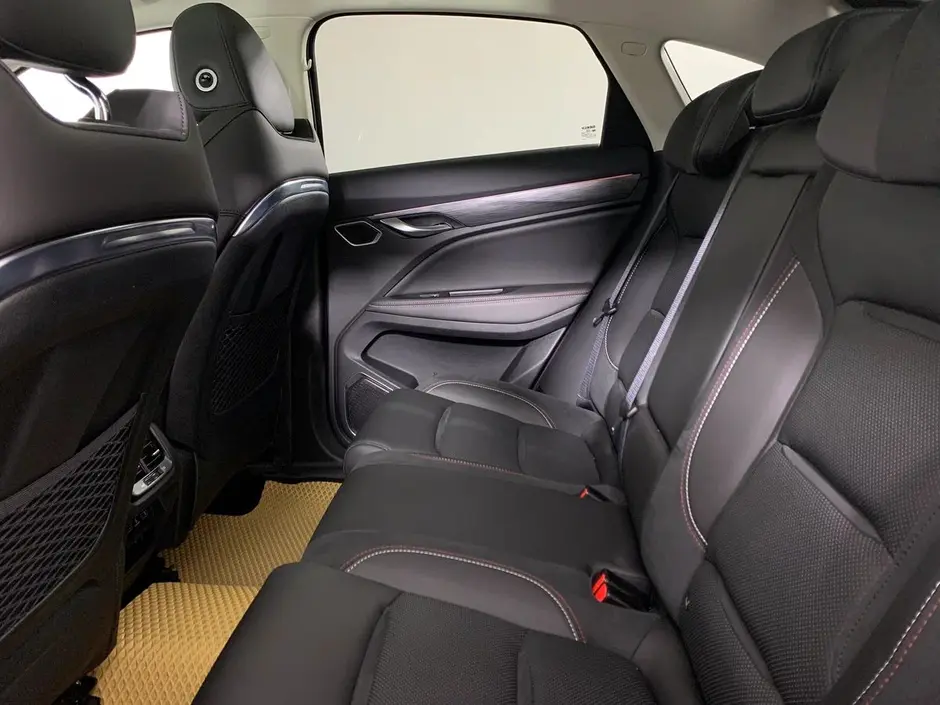 Geely Tugella, 2021 г.