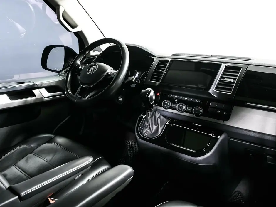 Volkswagen Multivan, 2018 г.