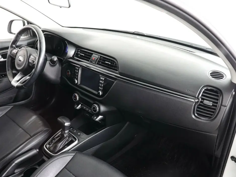 Kia Rio X-Line, 2017 г.