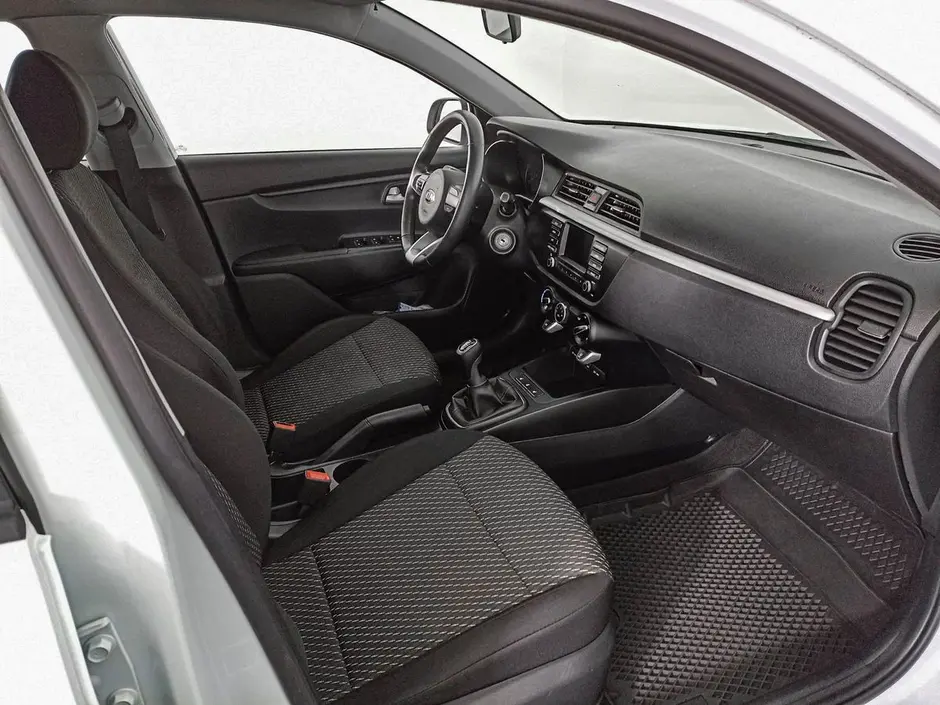 Kia Rio X-Line, 2018 г.