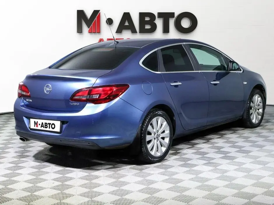 Opel Astra, 2014 г.
