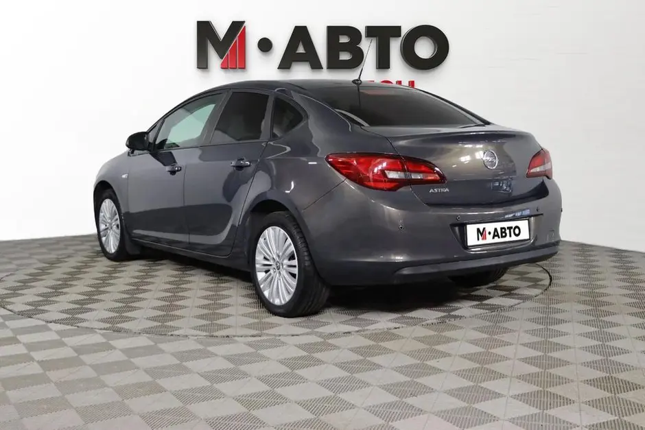 Opel Astra, 2012 г.