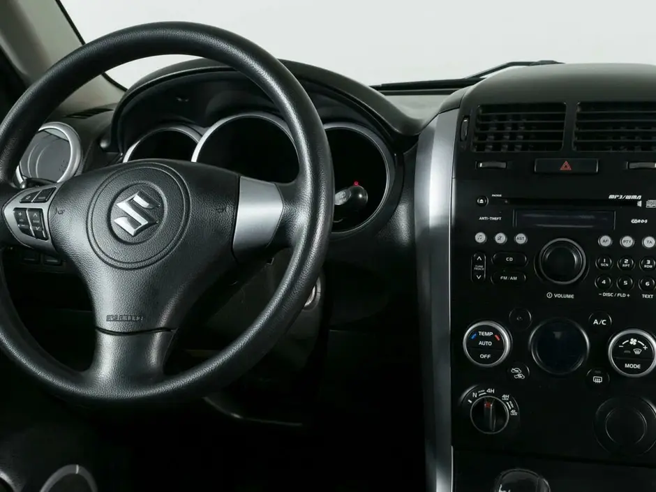 Suzuki Grand Vitara, 2010 г.