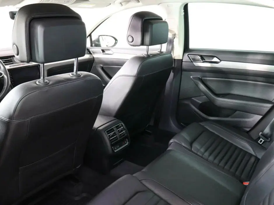 Volkswagen Passat, 2017 г.