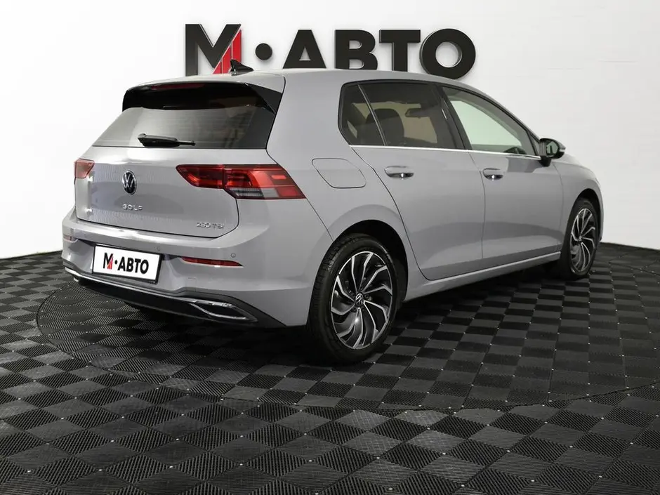 Volkswagen Golf, 2022 г.