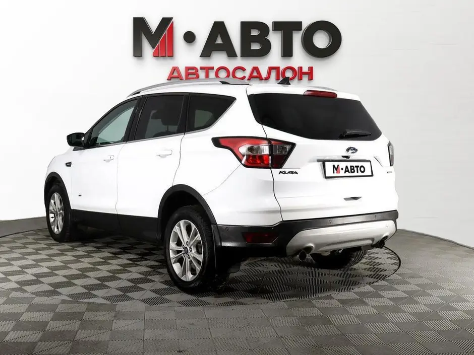 Ford Kuga, 2017 г.