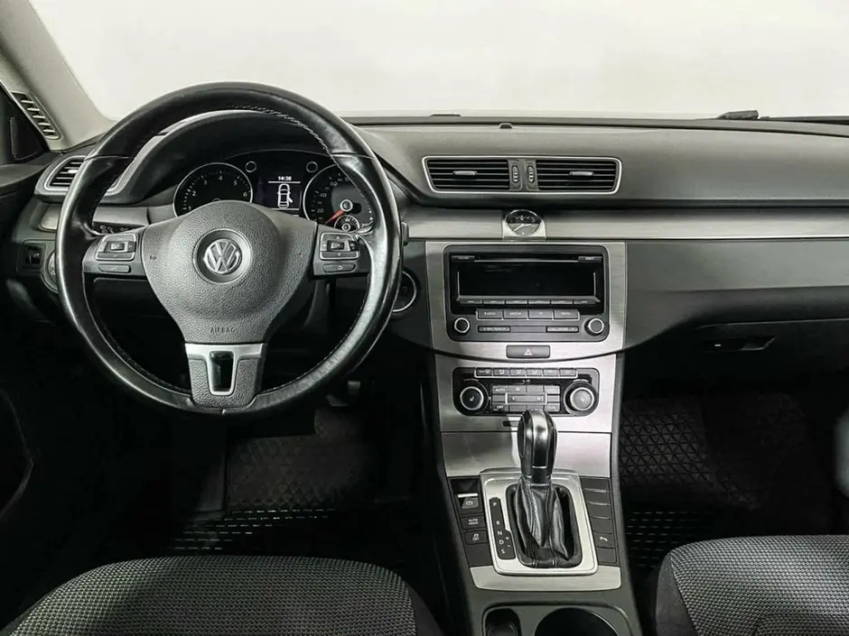 Volkswagen Passat, 2013 г.