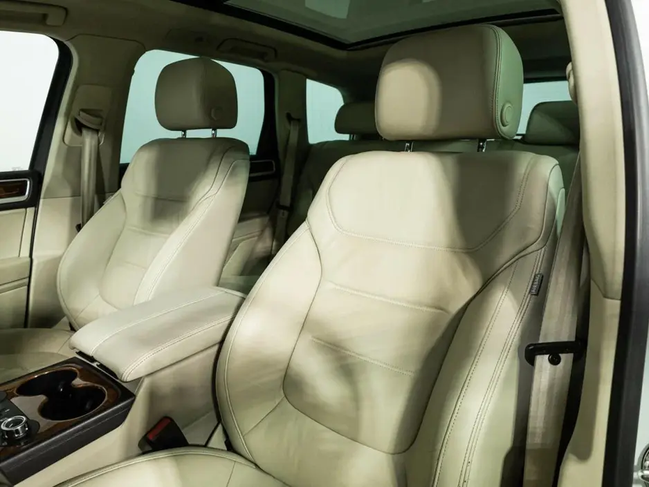 Volkswagen Touareg, 2014 г.