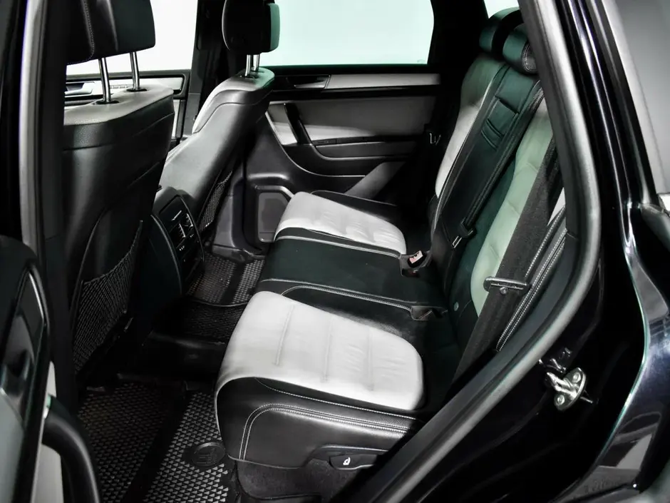 Volkswagen Touareg, 2014 г.