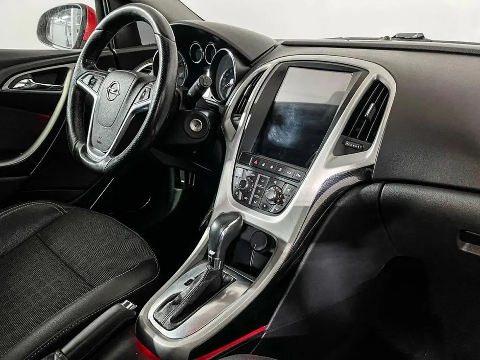 Opel Astra, 2012 г.