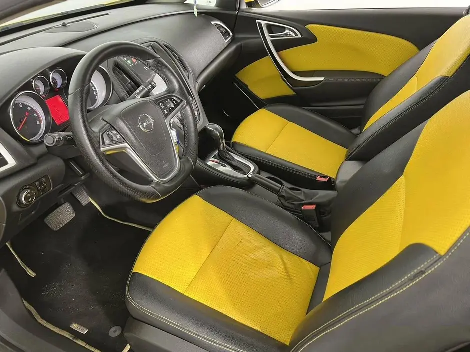 Opel Astra, 2012 г.