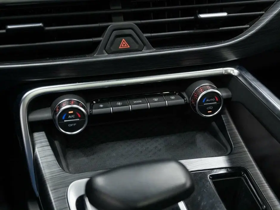 Geely Tugella, 2022 г.