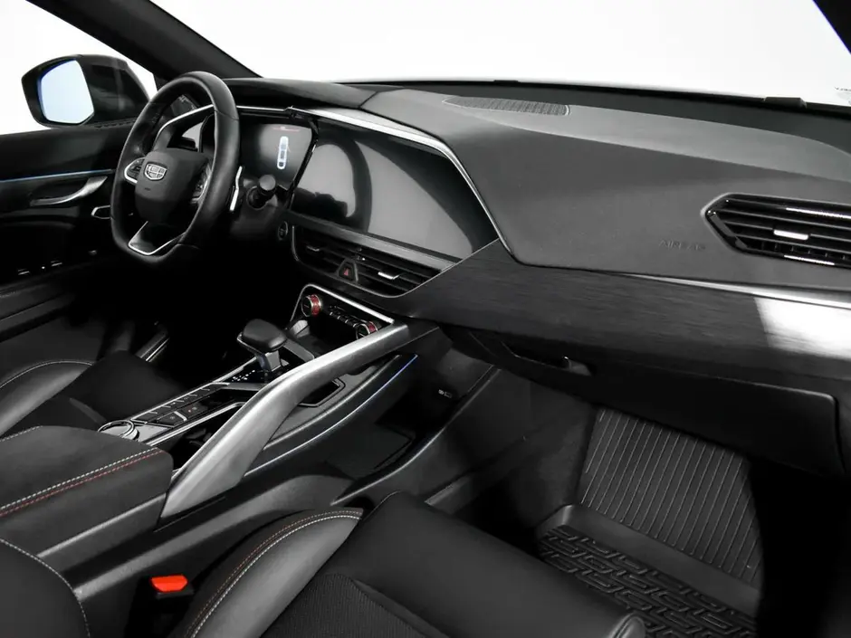 Geely Tugella, 2022 г.