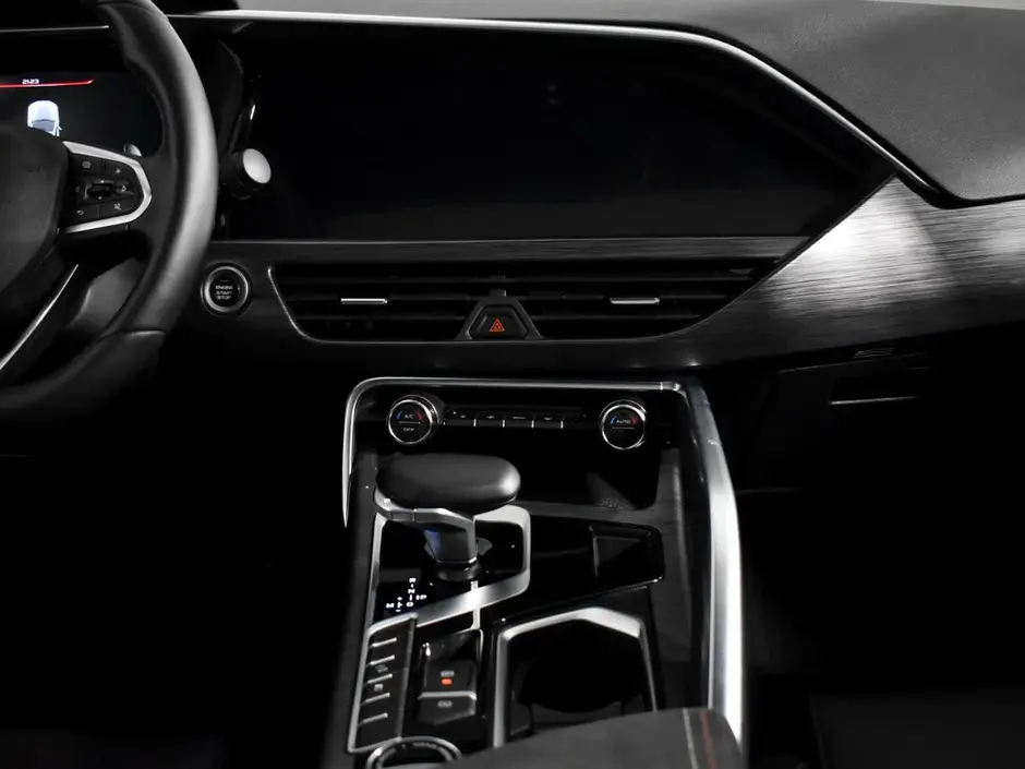 Geely Tugella, 2022 г.