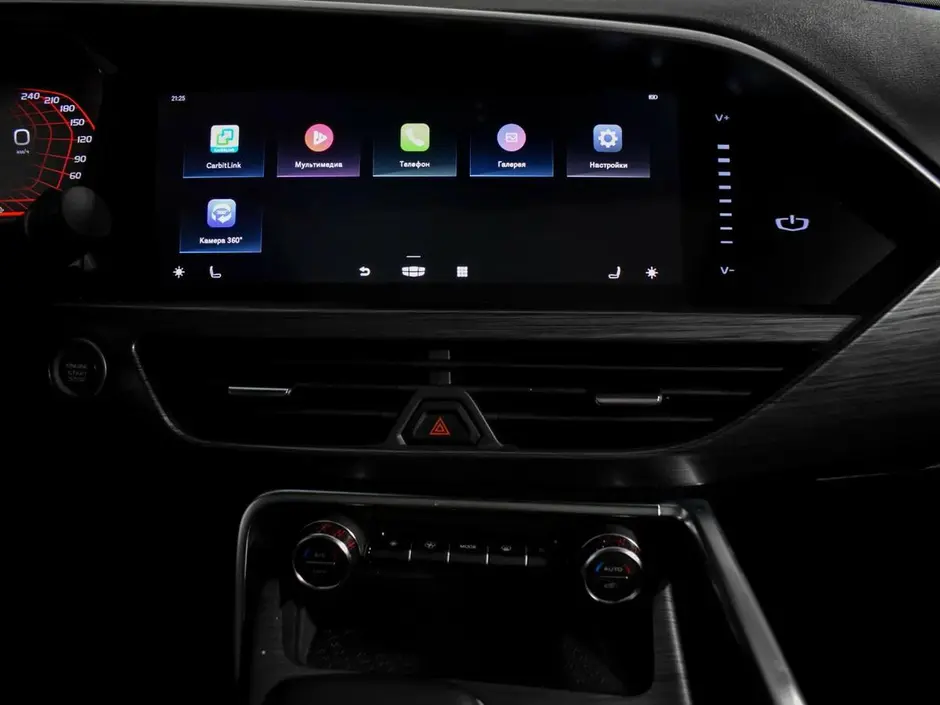 Geely Tugella, 2022 г.