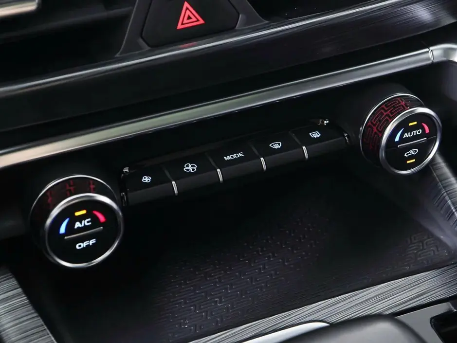 Geely Tugella, 2023 г.